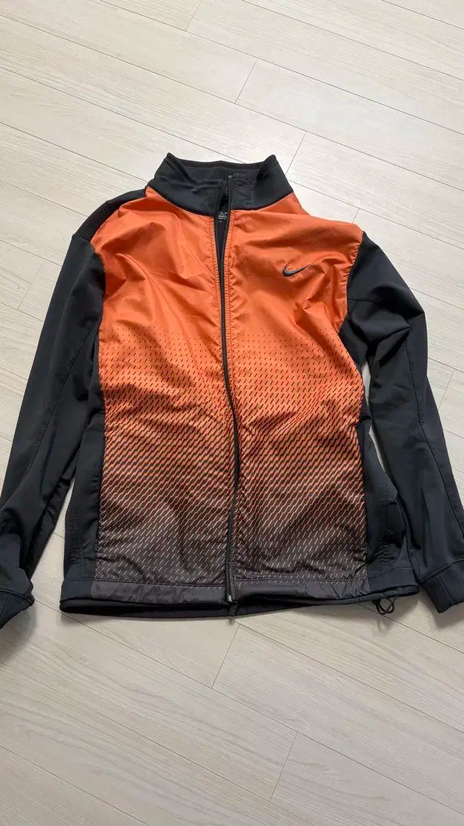 【雷市場（ポンジャン）商品韓国直送】 NIKE(ナイキ) キモゴルフ アウター