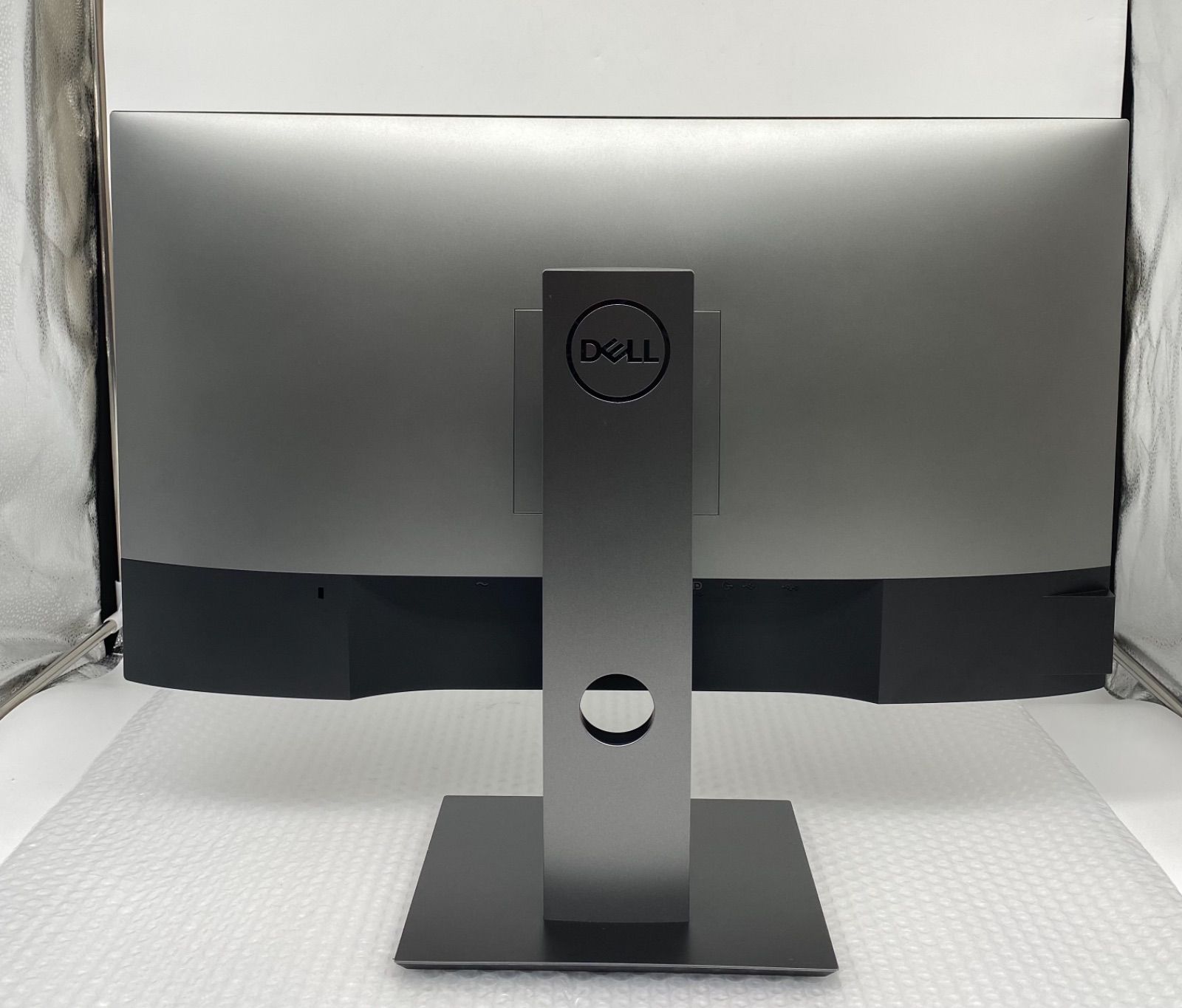 人気商品☆DELL 27インチ U2719Dc 広視野角フレームレスWQHD 中古ー 