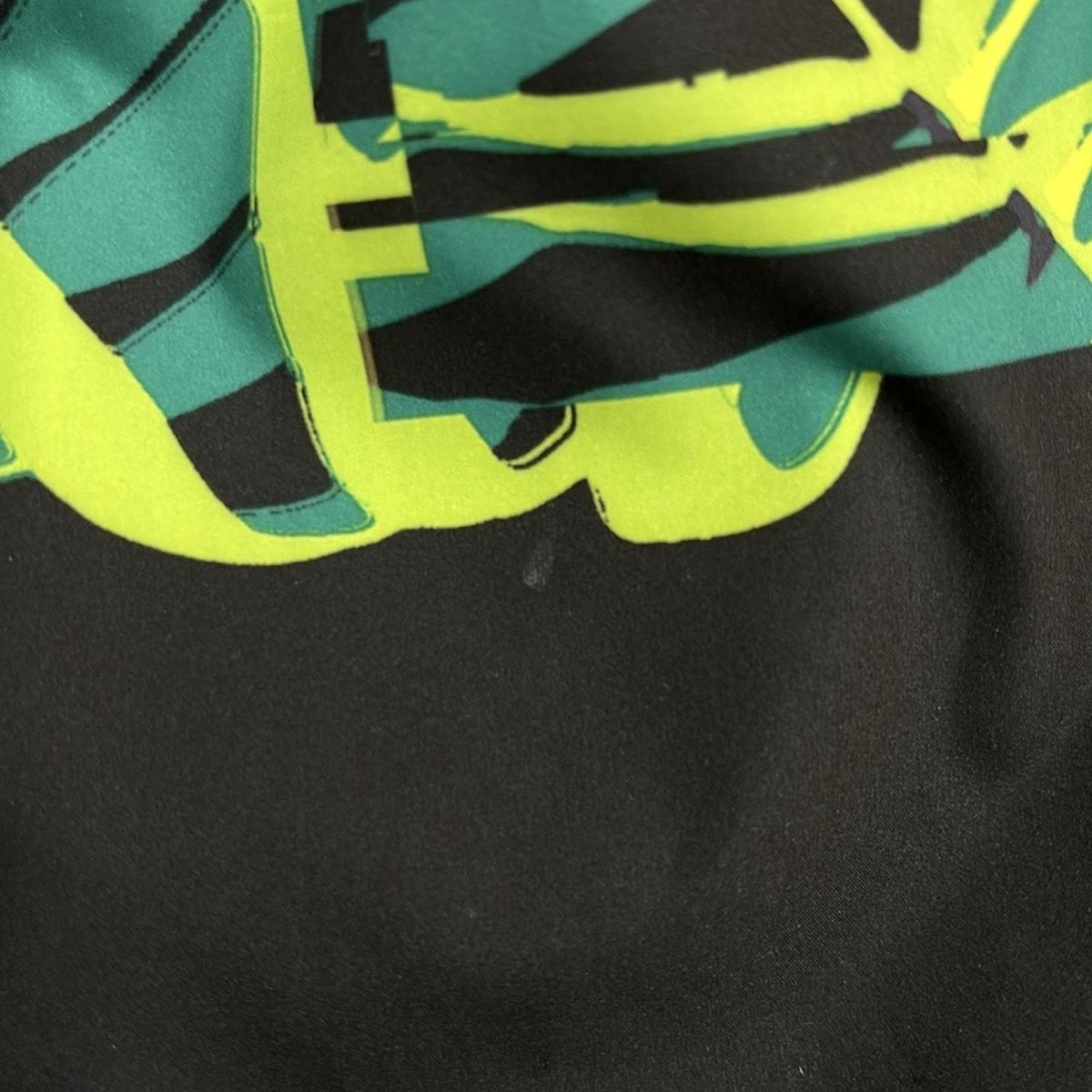 NIKE ナイキ コート サイズM レディース - 黒×レッド×マルチ 長袖|花柄|ジップアップ|春|秋 USTAUSTRALIA_COM_AU