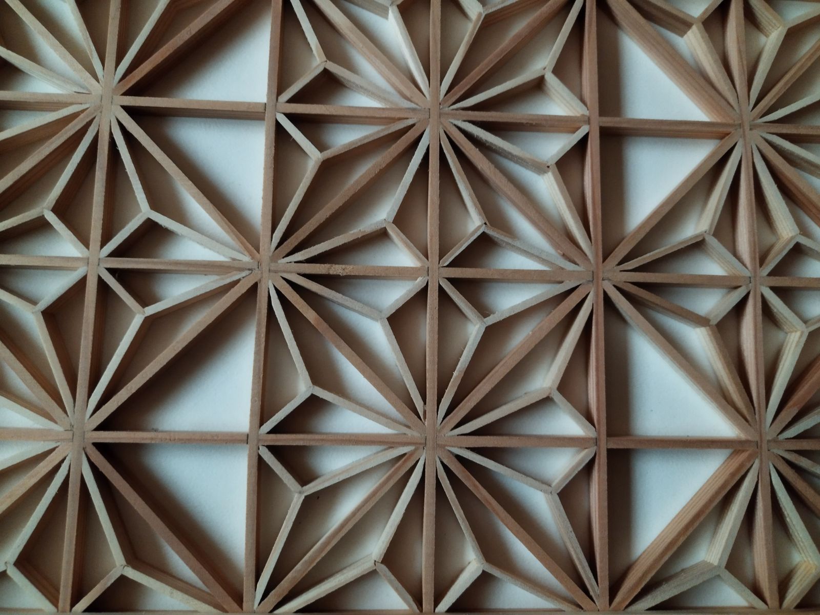 208 ️特価️麻の葉組子 組子絵柄 2枚一組木製額縁 組子細工とは｜組子