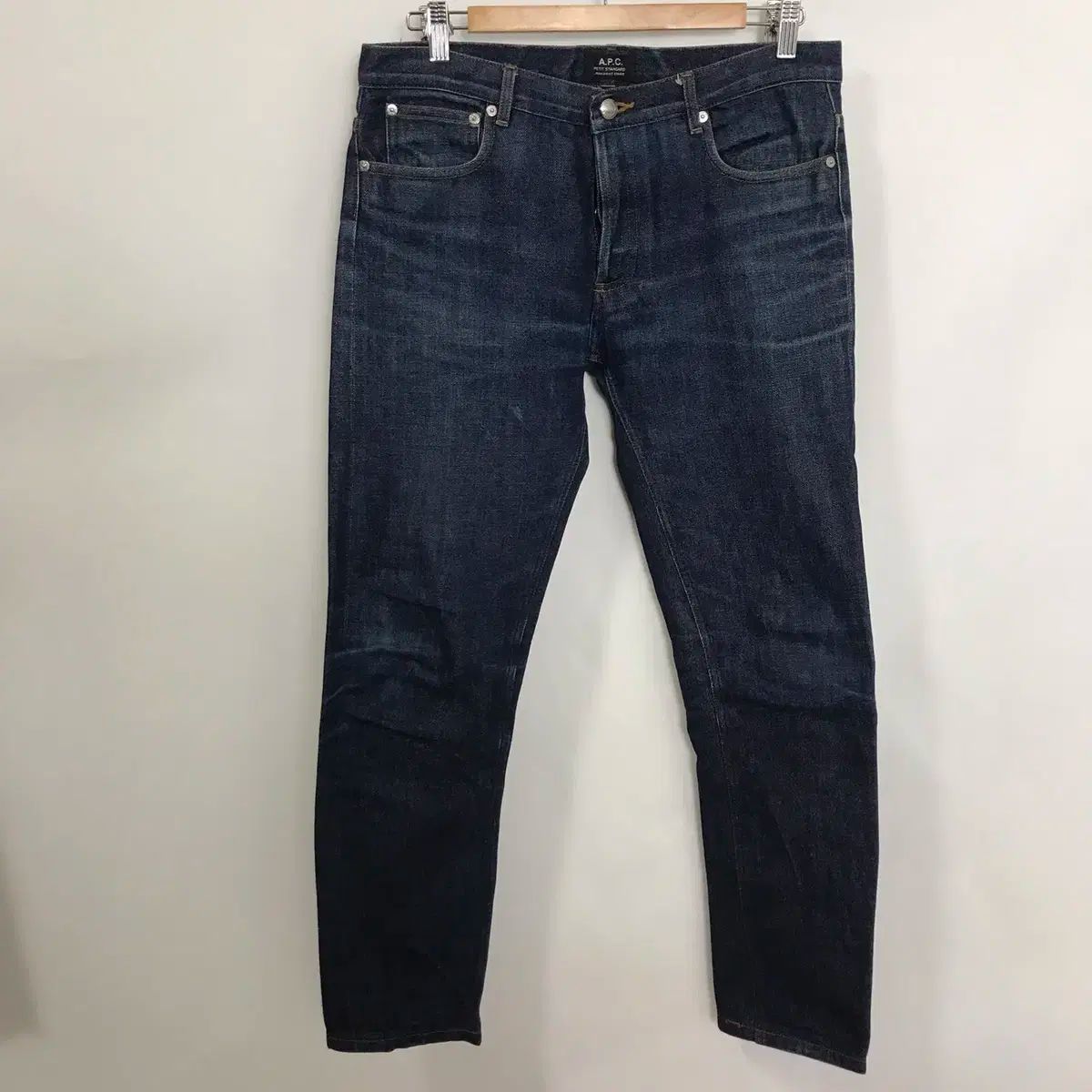 A.P.C. プチニュースタンダード ブラックストレッチデニム w32 