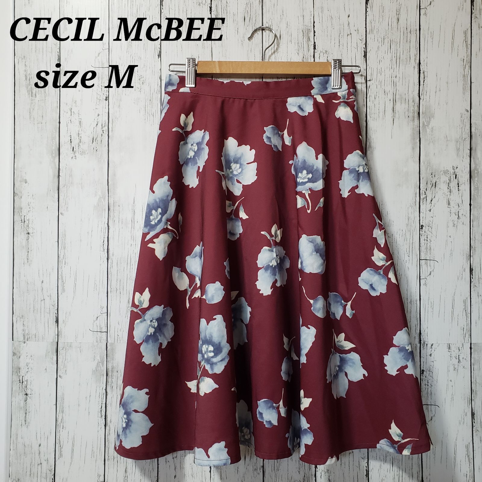 セシル・マクビー 花柄スカート サイドスロープ M 