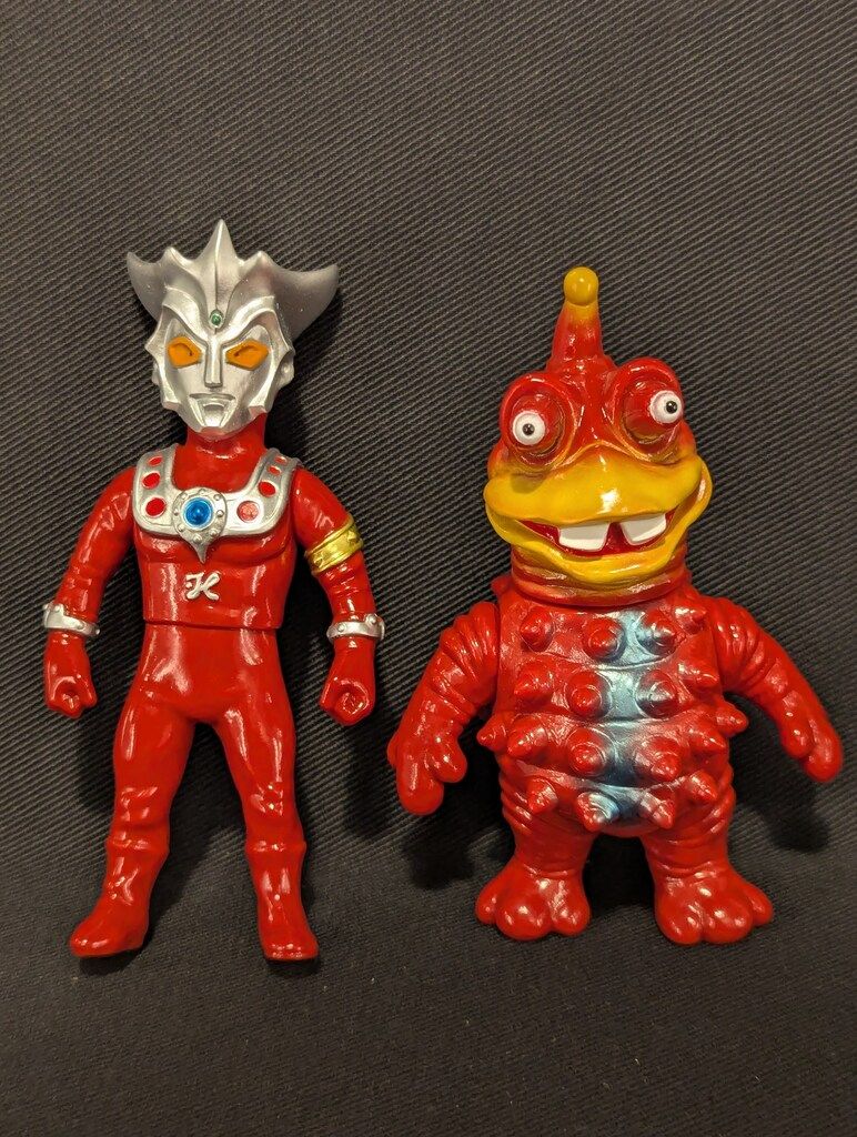 円谷プロ ミニソフビ 怪獣倉庫シリーズ max toy ウルトラマンレオ 楽天市場】【アークティーズ限定】MAX TOY（マックストイ