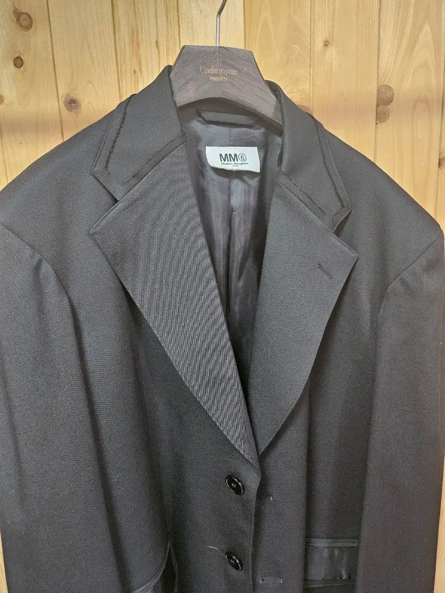 M Maison Margiela メゾンマルジェラ MM6 パワーショルダー ブレザー