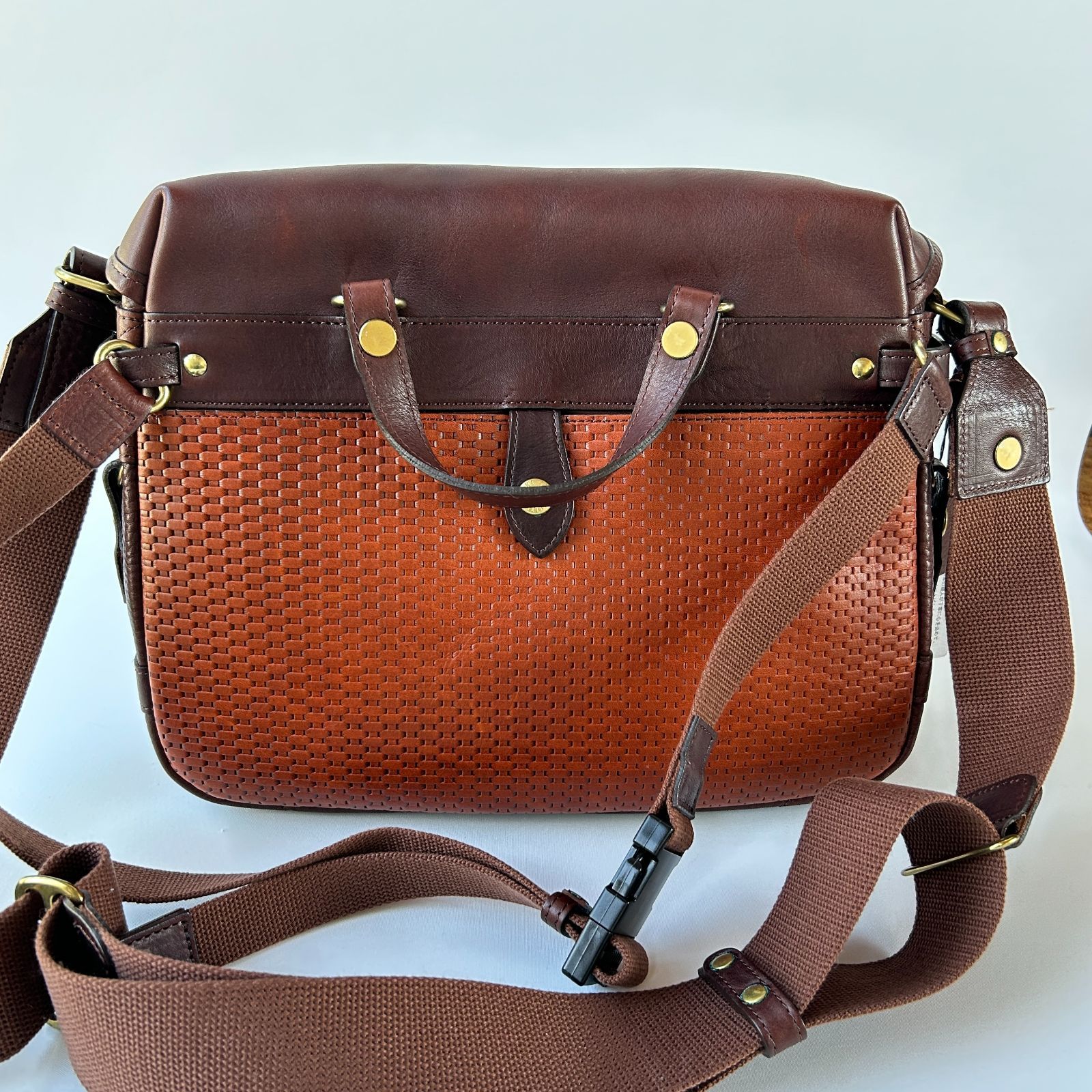 SILVER LAKE CLUB ショルダーバッグ A4 ビク タグ付（極美品）(SILVER