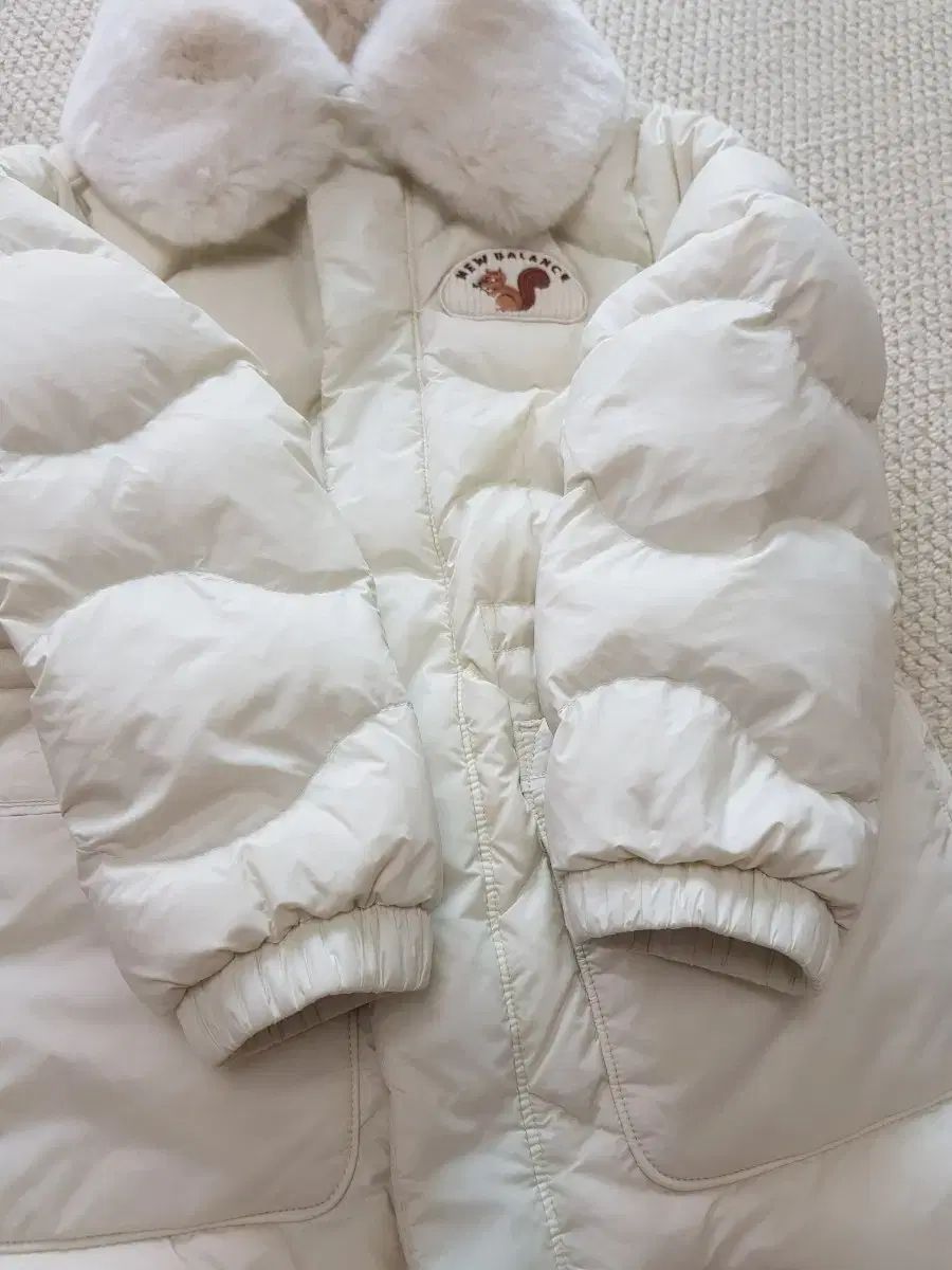 ニューバランスキッズ