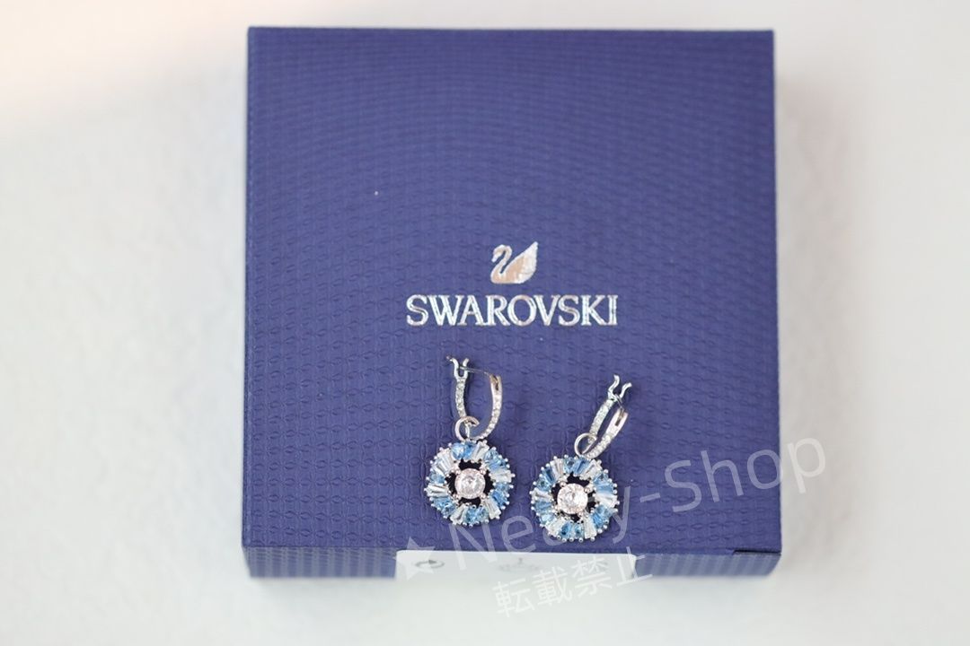 💗新品💗Swarovski  ファッショグラデーションブルードリルの花のイヤリング