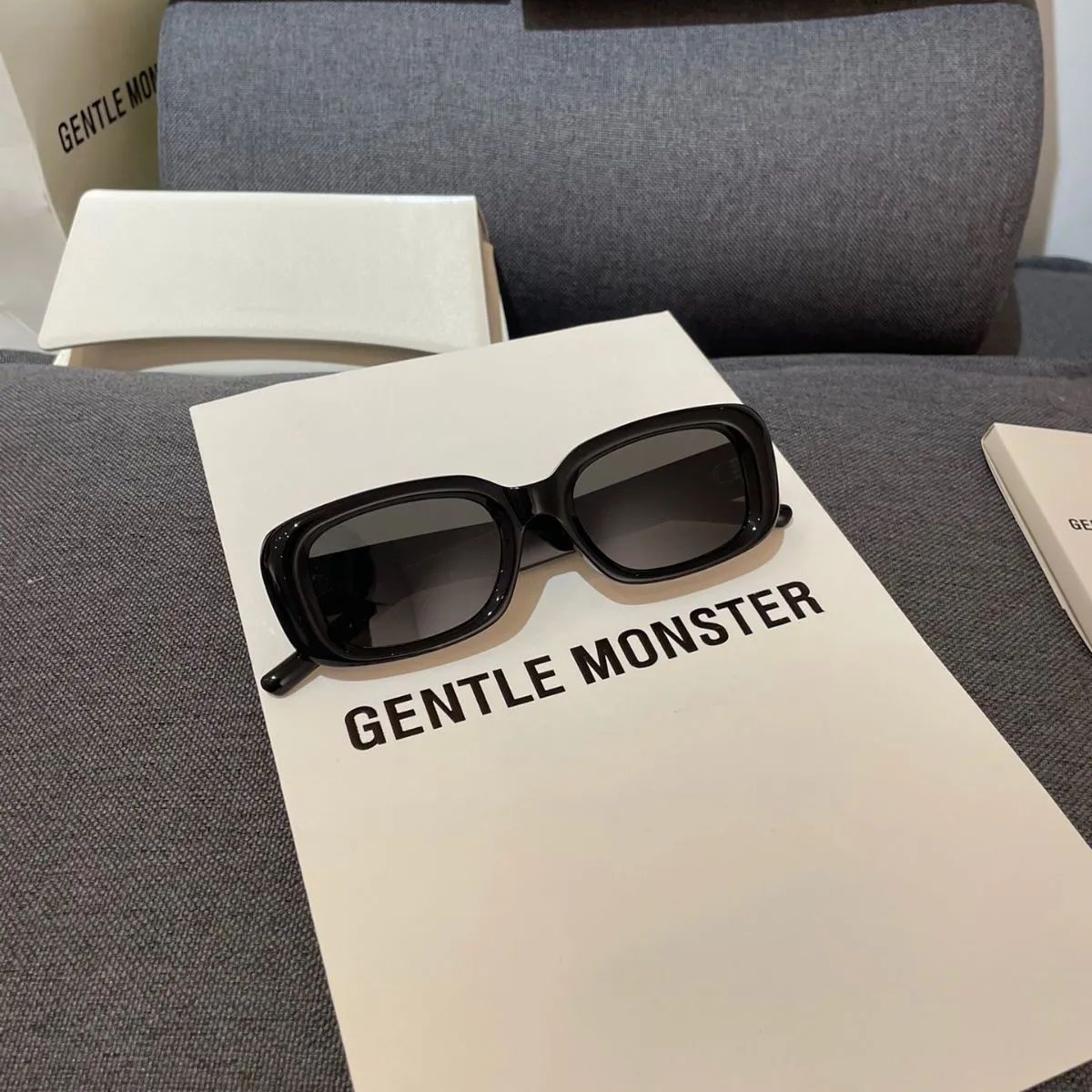 GENTLE MONSTER ジェントルモンスター サングラス The Bell 01