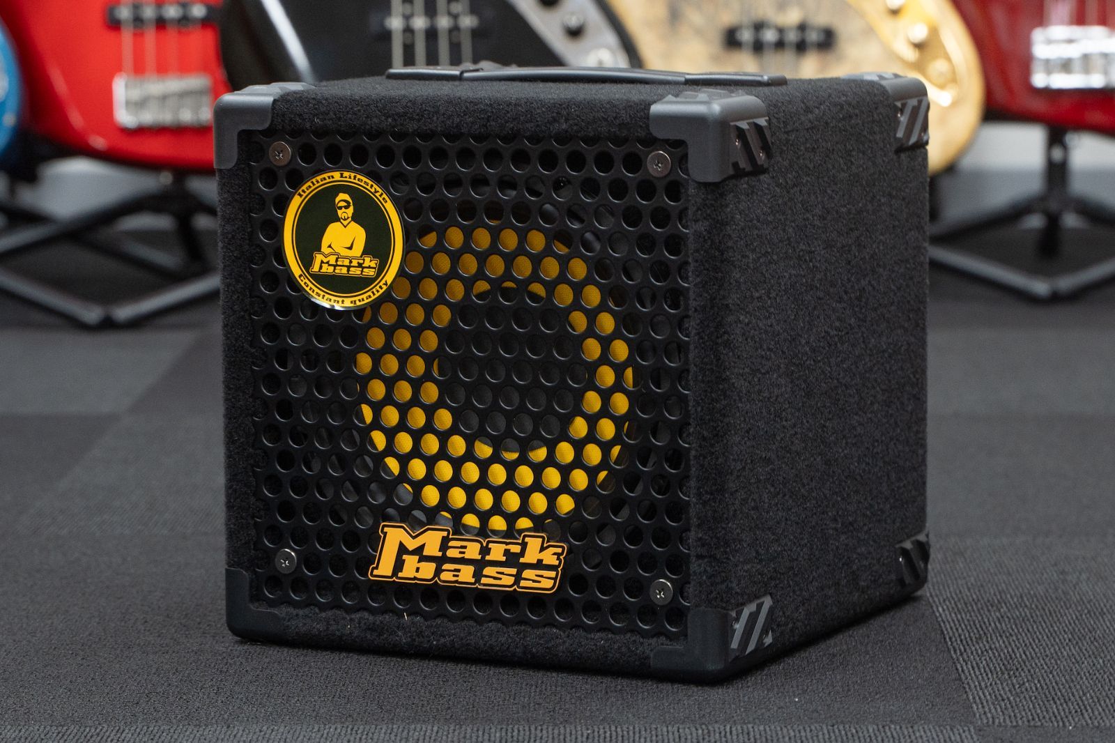 【new】Markbass / MICROMARK 801 Combo Bass Amp 50W【GIB横浜】