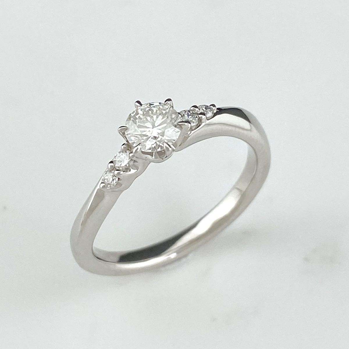 ヨンドシー 4℃ ダイヤモンド デザインリング プラチナ 指輪 リング 6号 ...