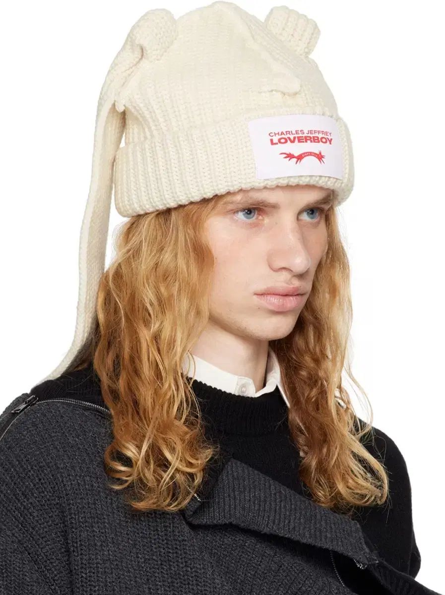 チャールズ ジェフリー Charles Jeffrey LOVERBOY(チャールズジェフリーラバーボーイ) チャンキー ウサギ ビーニー オフホワイト