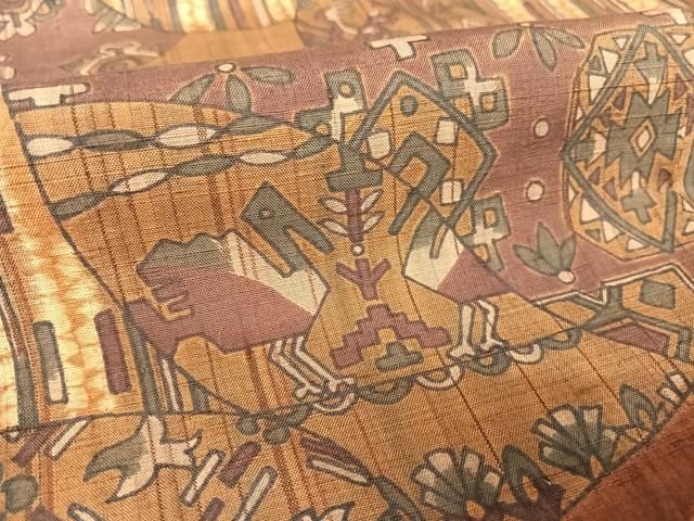 平和屋着物○伝統工芸士 七代目 吉澤与市 紬 絞り 幾何学花鳥文 証紙