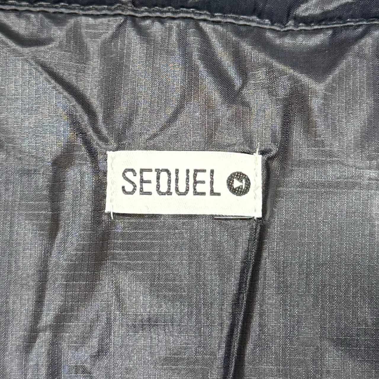 定価71500円 新品 SEQUEL DOWN VEST SQ-21AW-JK-07 ダウンベスト