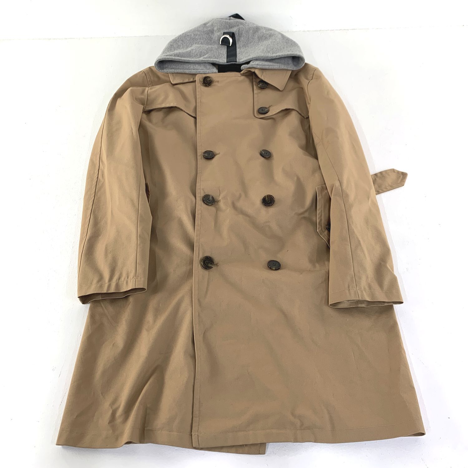 【美品】仮面ライダービルド 桐生戦兎　トレンチコートフード付き　Lサイズ 仮面ライダービルド 桐生戦兎 トレンチコート | 仮面ライダービルド