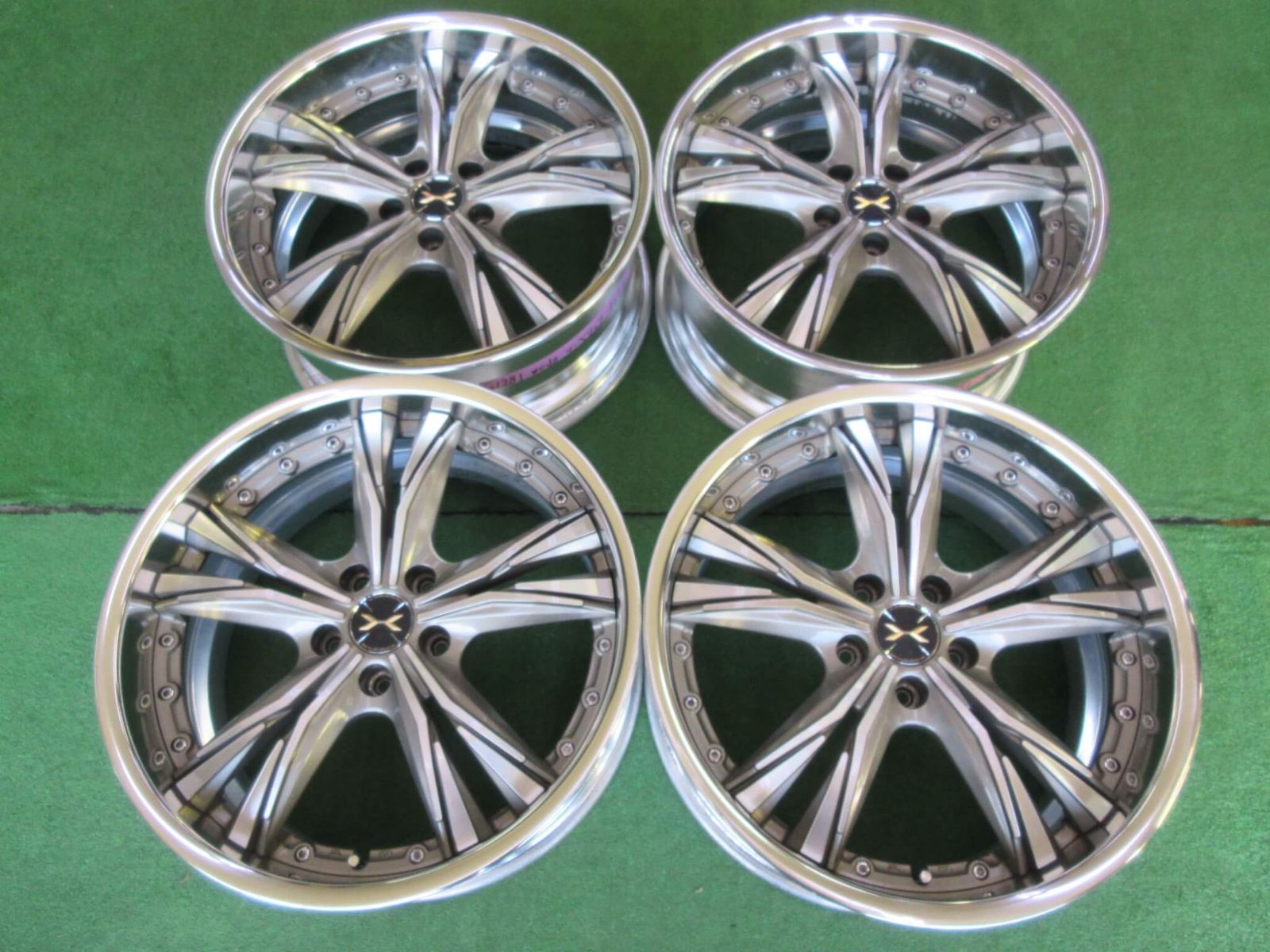 ウェッズ マーベリック605Ｓ 8.5J-19 5H114.3 35 LOディスク タイヤのご相談も承ります♪