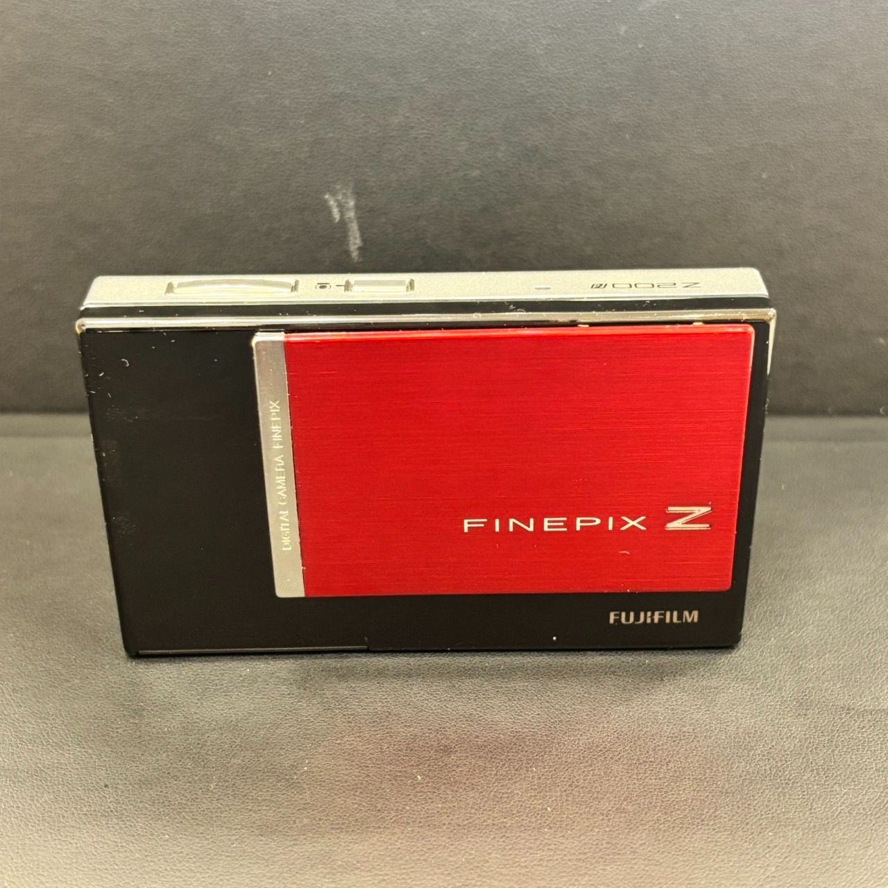 Amazon.com : Fujifilm FinePix Z200fd 10MP Digital Camera