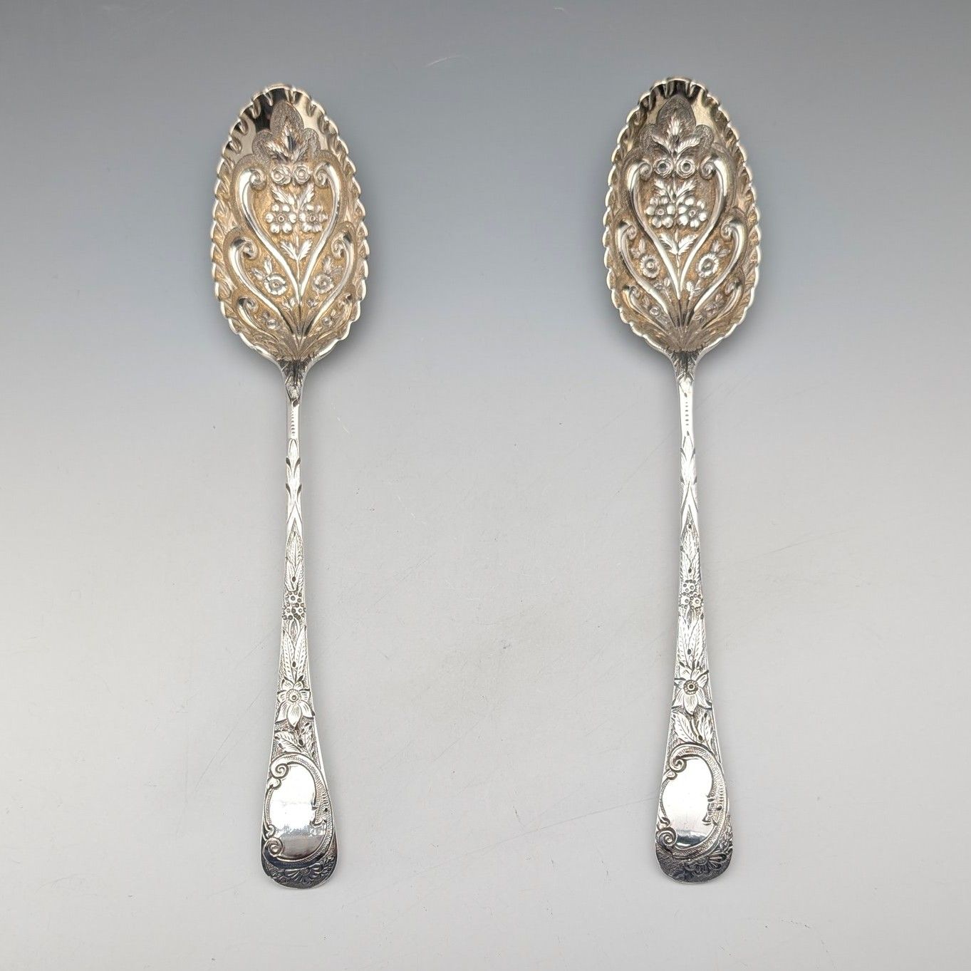 1803年 英国ジョージアン アンティーク 純銀製 ベリースプーン ペア Thomas Wallis II 1803年 英国ジョージアン アンティーク 純銀製 ベリースプーン