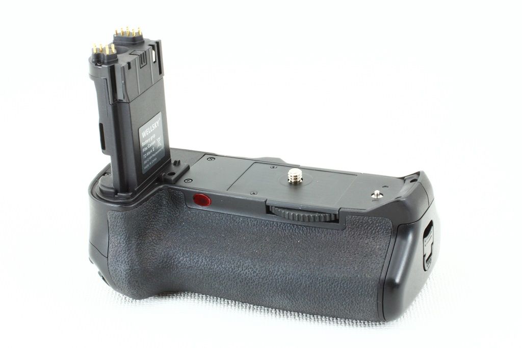 極上品 Canon キヤノン BG-E16 バッテリーグリップ◇EOS 7D MarkⅡ用