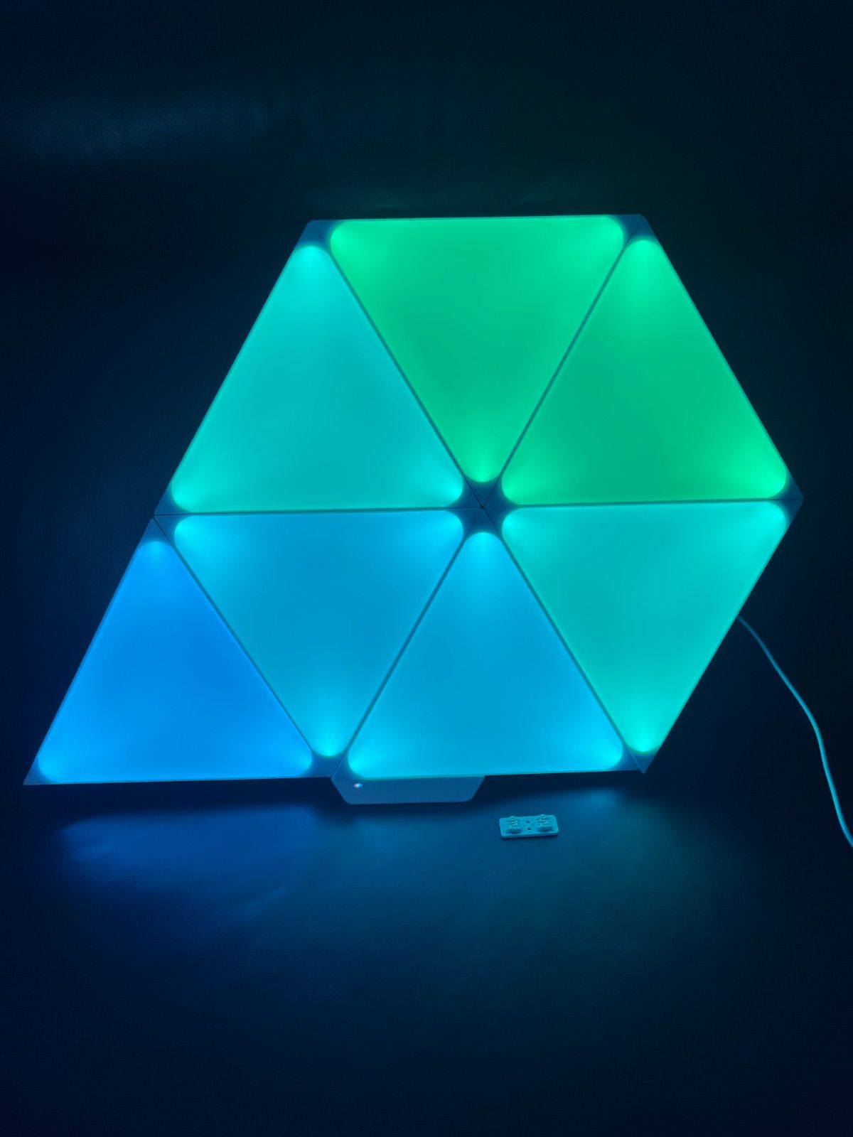 Nanoleaf Shapes Triangle スターターパック 9枚入り Nanoleaf Shapes