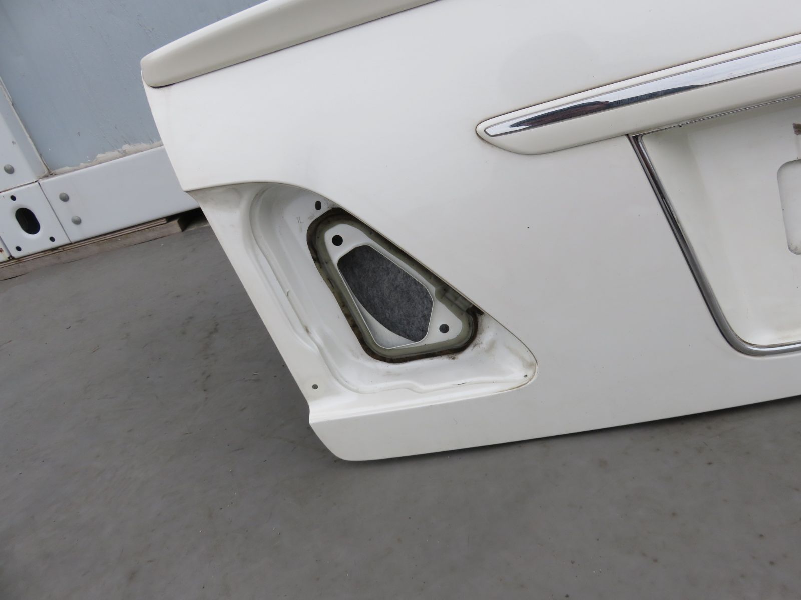 SFC2172 クラウン アスリート GRS180 GRS181 GRS182 GRS183 GRS184 純正 トランクリッド パネル