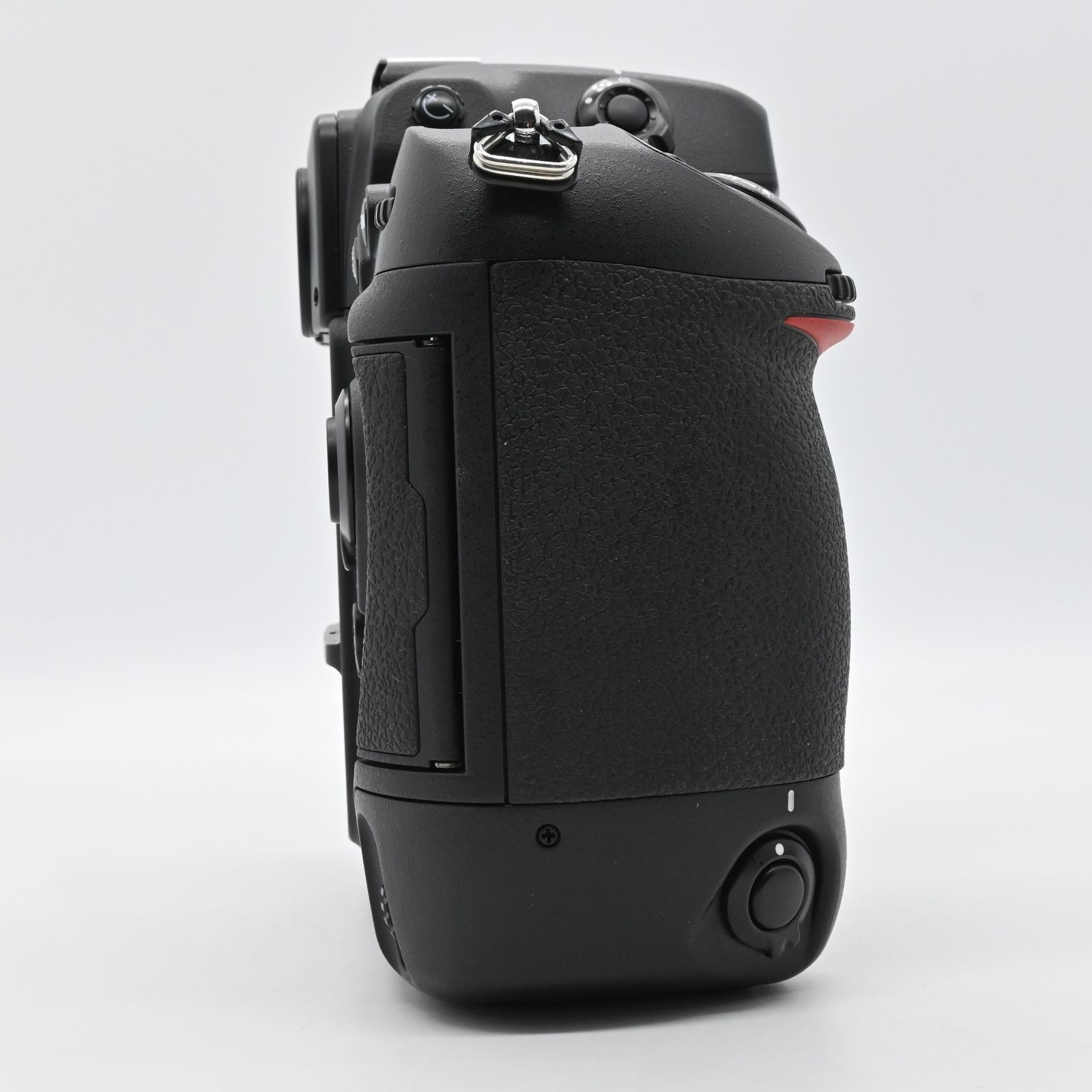 ★美品★NIKON D2H ボディ #18817 ☆美品☆NIKON D2H ボディ #18817 - メルカリ