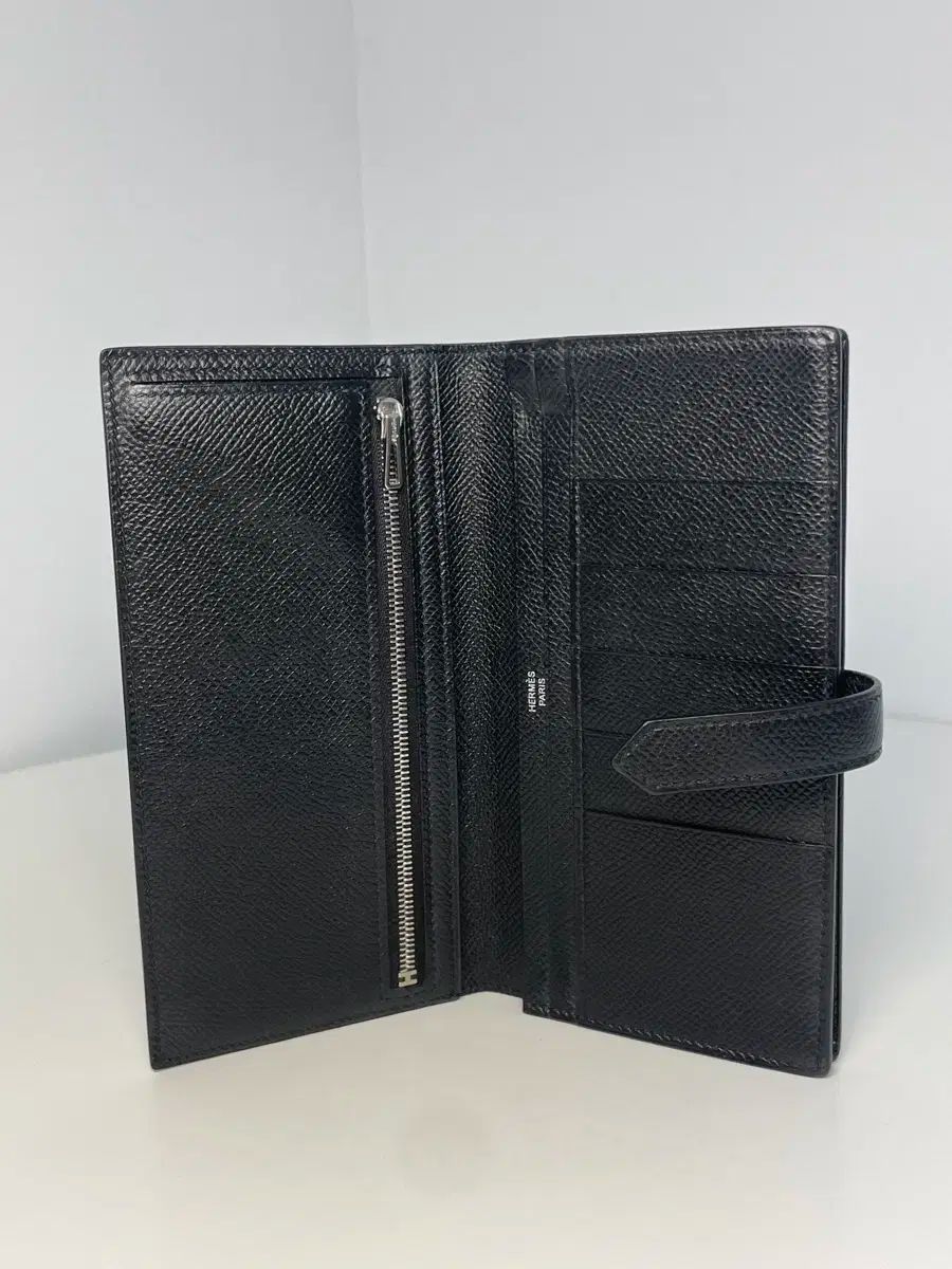 Hermes(エルメス) ベアン 長財布 ブラック シルバー金具 Y 彫刻 ( 2020 
