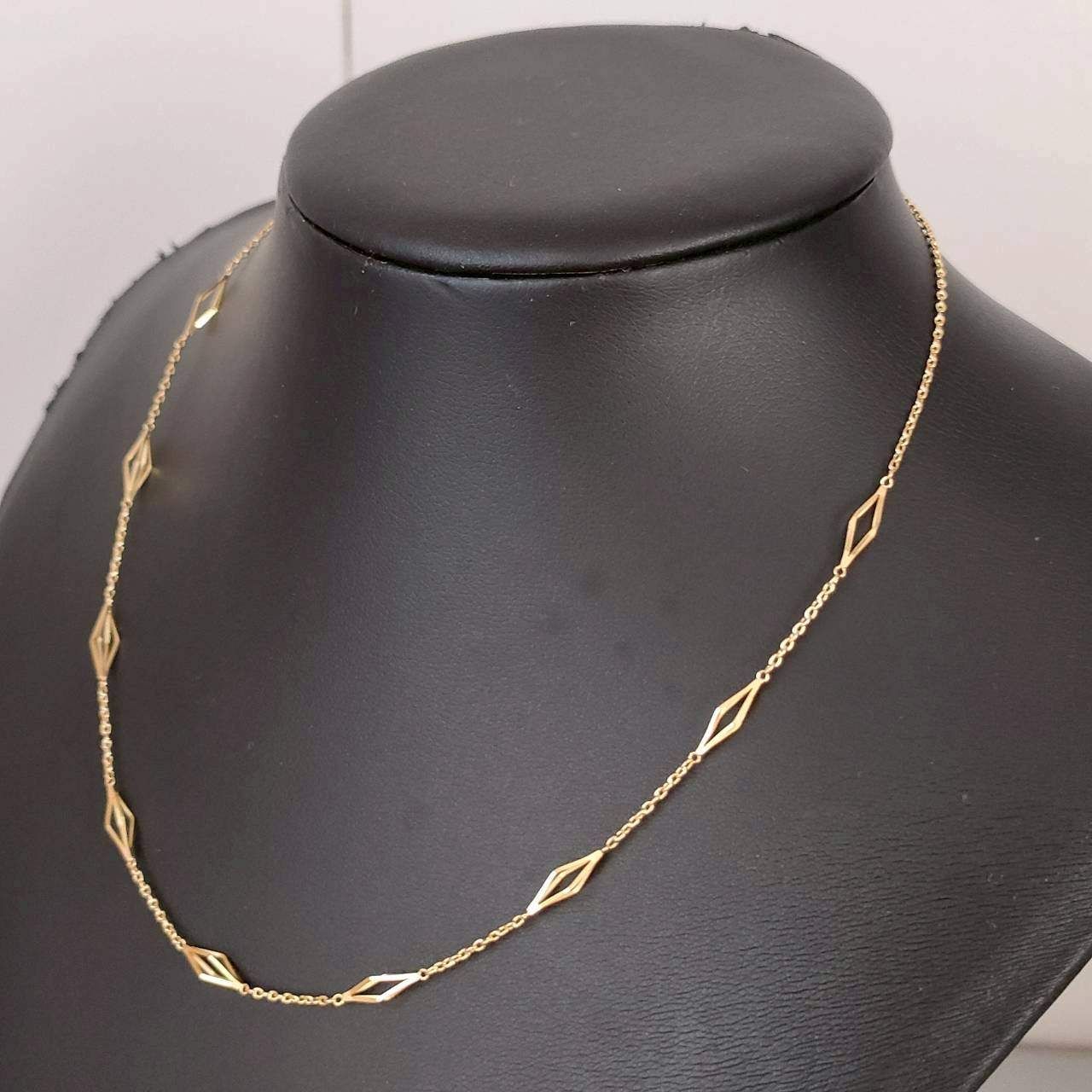 k18 ネックレス　約8g　オシャレ　素敵なデザイン   造幣局 K18ネックレス(雫モチーフ)《25H02010》 | 京セラジュエリー