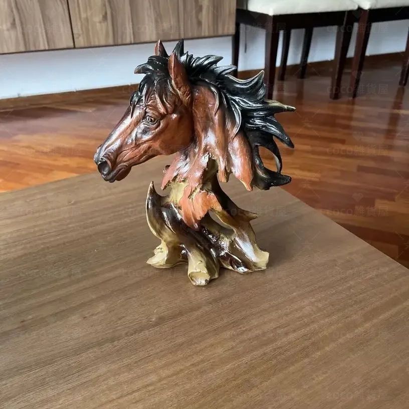 ヴィンテージ　馬　ウマ　オブジェ　置物　木彫り　インテリア　雑貨 Amazon.co.jp: 飼い主求む木製馬オブジェ木彫りインテリア置物