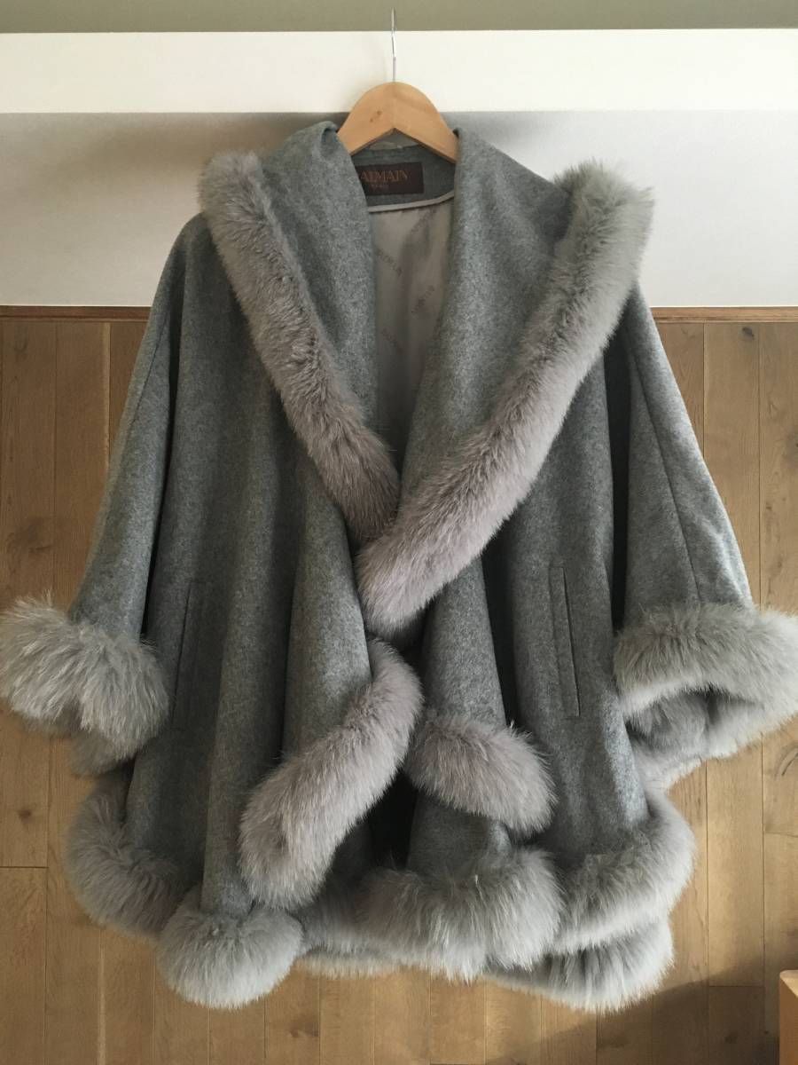BALMAIN　バルマン　フォックス　ポンチョ☆ 極美品 BALMAINカシミヤ100％ フォックスファートリミングケープ
