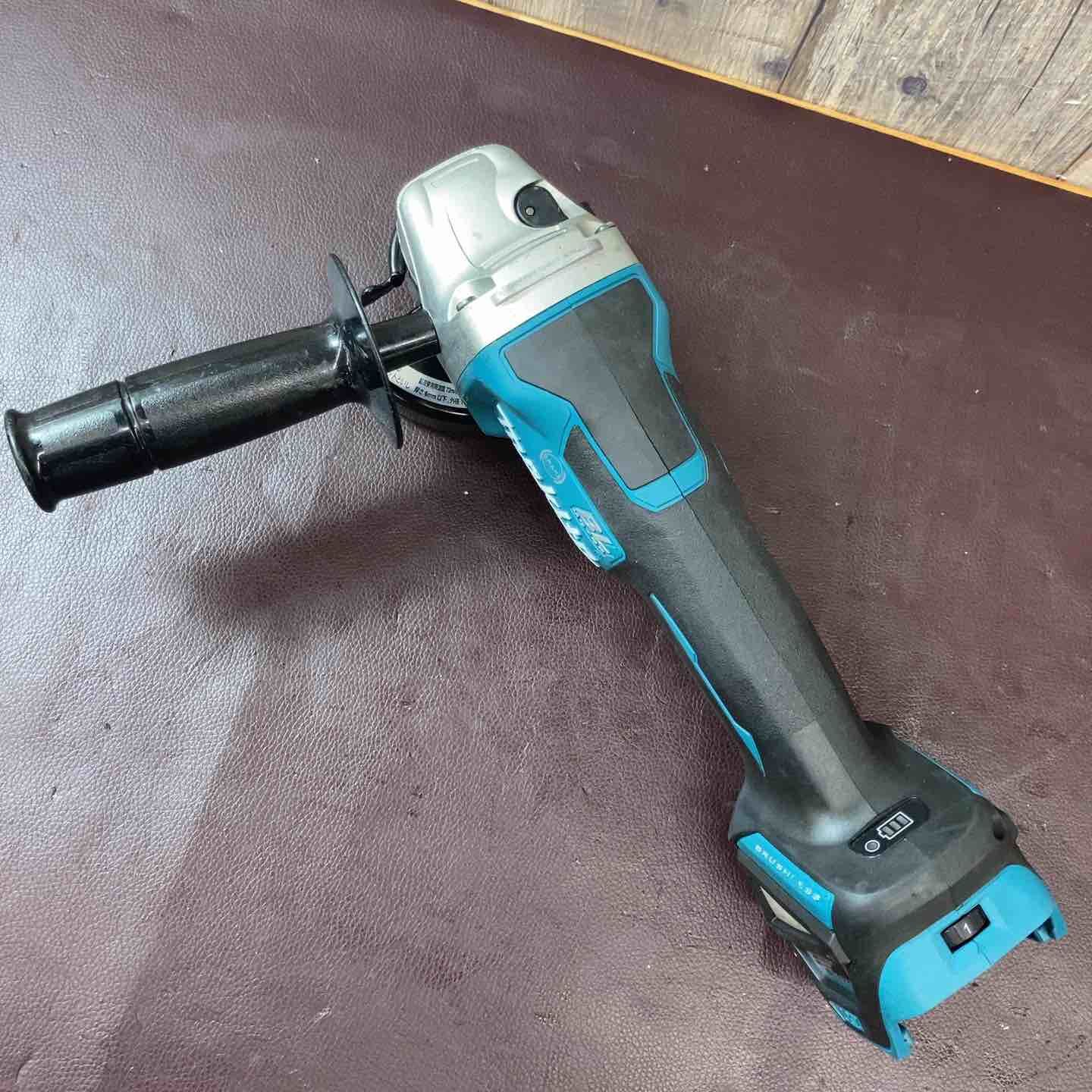 品 マキタ makita 100mmコードレスディスクグラインダ GA418DZ 18V バッテリー1個付属 東大和店