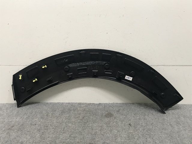 はな‪‪ アリア FE0 純正 右 リア フェンダーアーチモール/オーバーフェンダー