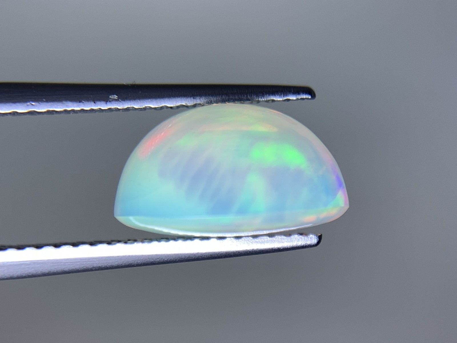 オパール 3.818ct 宝石ソーティング付き 12.0㎜×9.6㎜×6.9㎜ 天然 