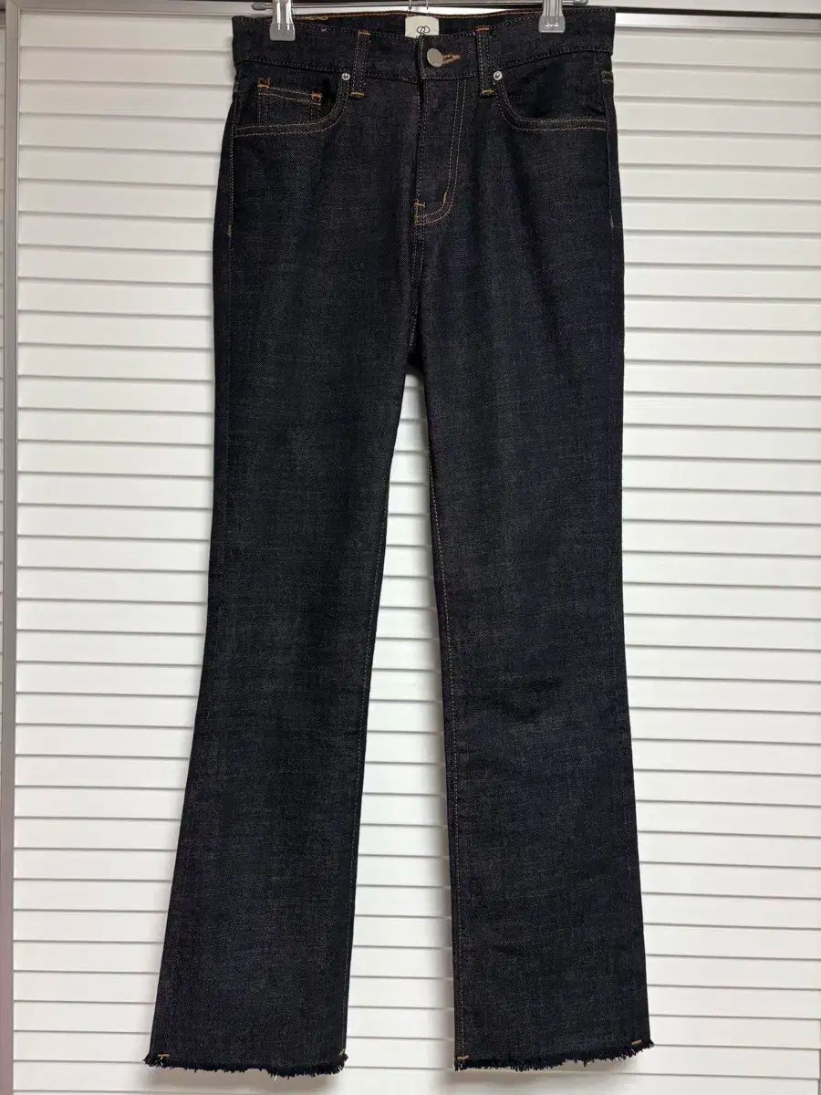 シエ リズ ストレート アンクル ジーン