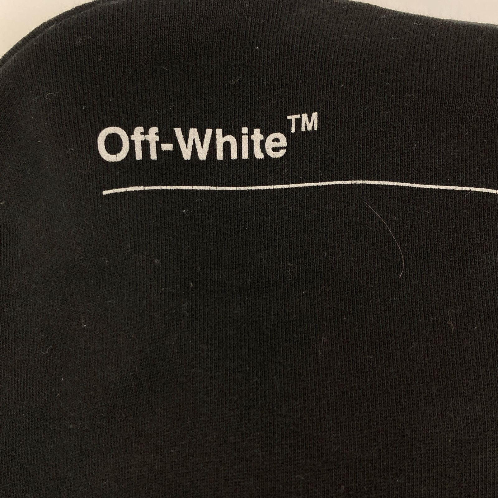 【関税込み】Off-White ブラック Martyrdom スケーター フーディ Off-Whiteのブラック Martyrdom スケーター フーディがセール中