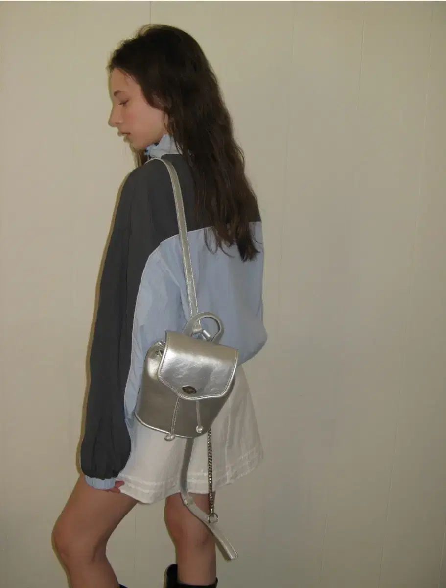 バックパック・リュック SOMEWHERE BUTTER. fle backpack silver シルバー（銀色）系 SOMEWHERE BUTTER.(サムウェアバター