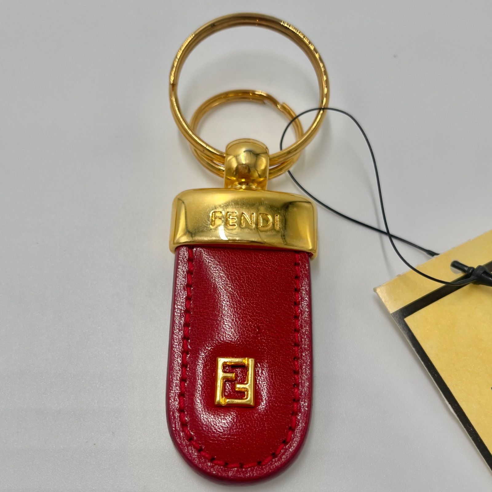 はな様専用　極美品✨FENDI フェンディ　キーホルダー　キーリング　チャーム　レッド　赤色　ゴールド　金色