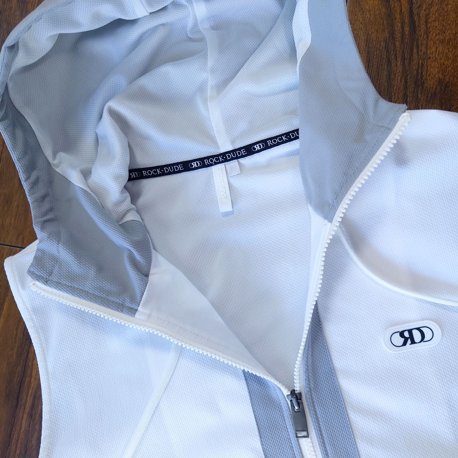 大好評販売中！ ROCK DUDE GOLF ナイロン ノースリーブパーカー あたたかい