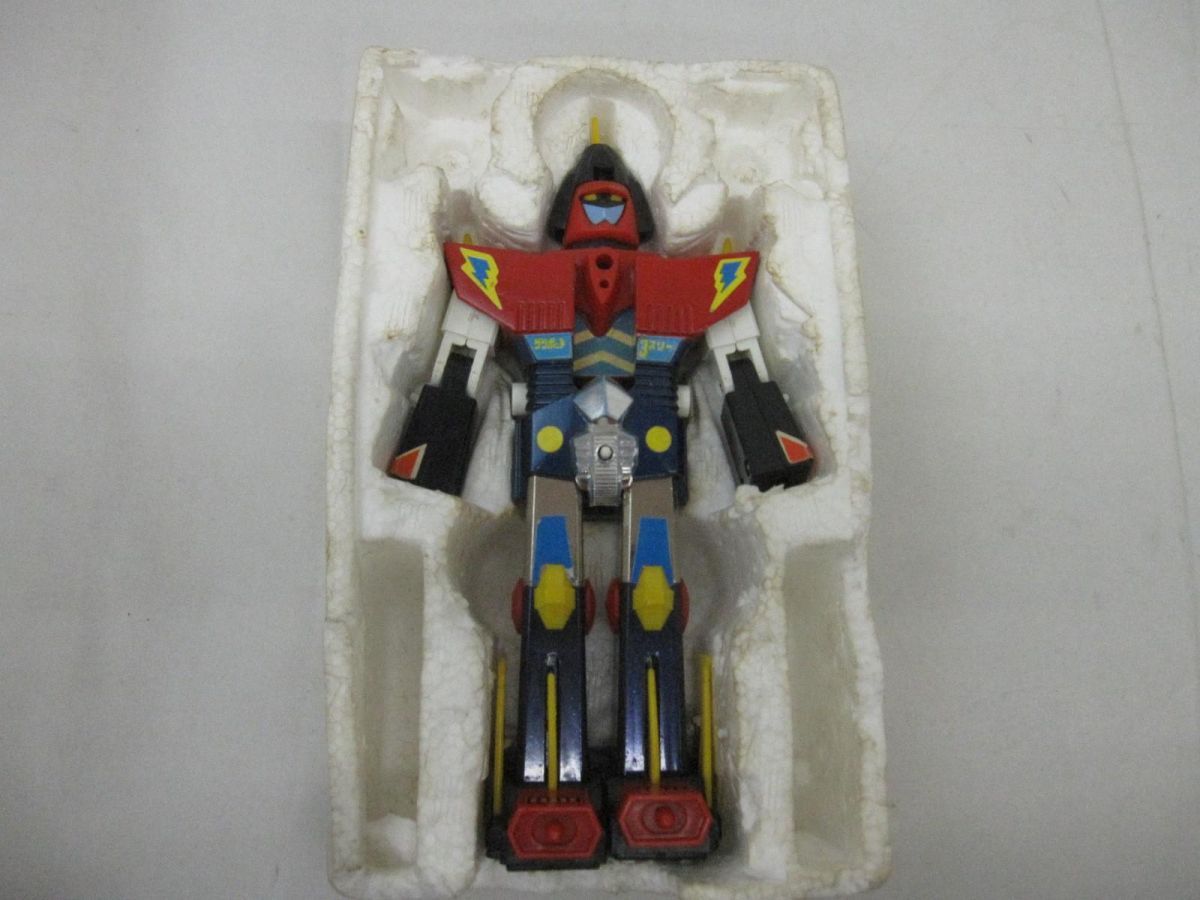 中古品 ホビー クローバー超合金 ダイカスト 無敵超人ザンボット3 中古品 ホビー クローバー超合金 ダイカスト 無敵超人ザンボット