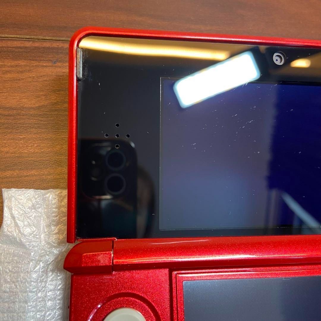 メタリックレッド