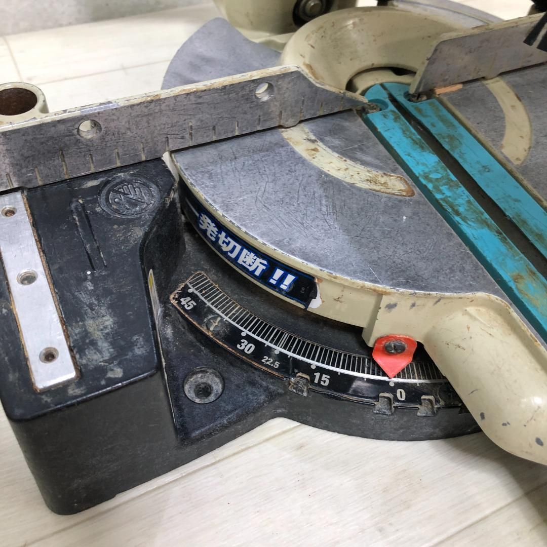 送料無料 マキタ LS0611FL 中古 レーザー付 電動工具 88264 送料無料 マキタ LS0611FL 中古 レーザー付 電動工具 88264 - メルカリ