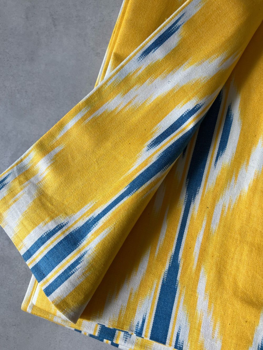 アドラスコットンイカット半幅帯 サンライズイエロー