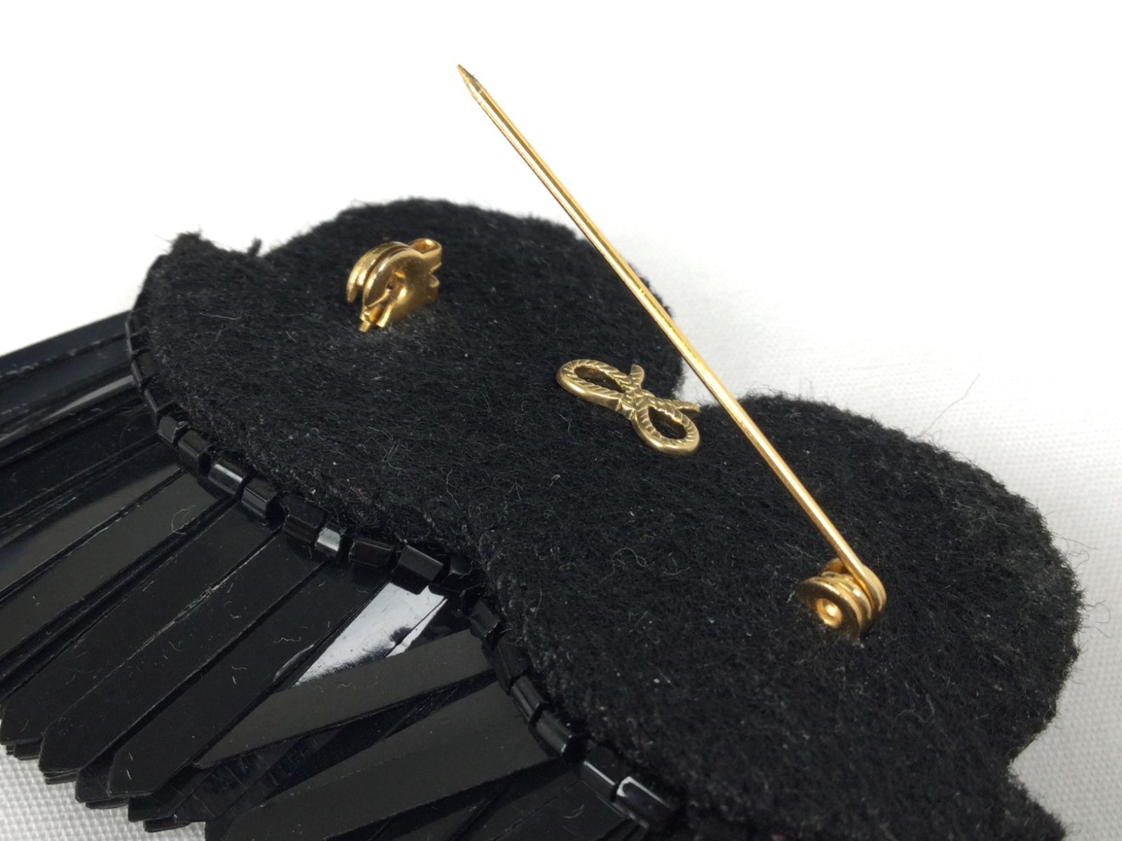 ANYA HINDMARCH（ブローチ/コサージュ）のフリマアイテム一覧