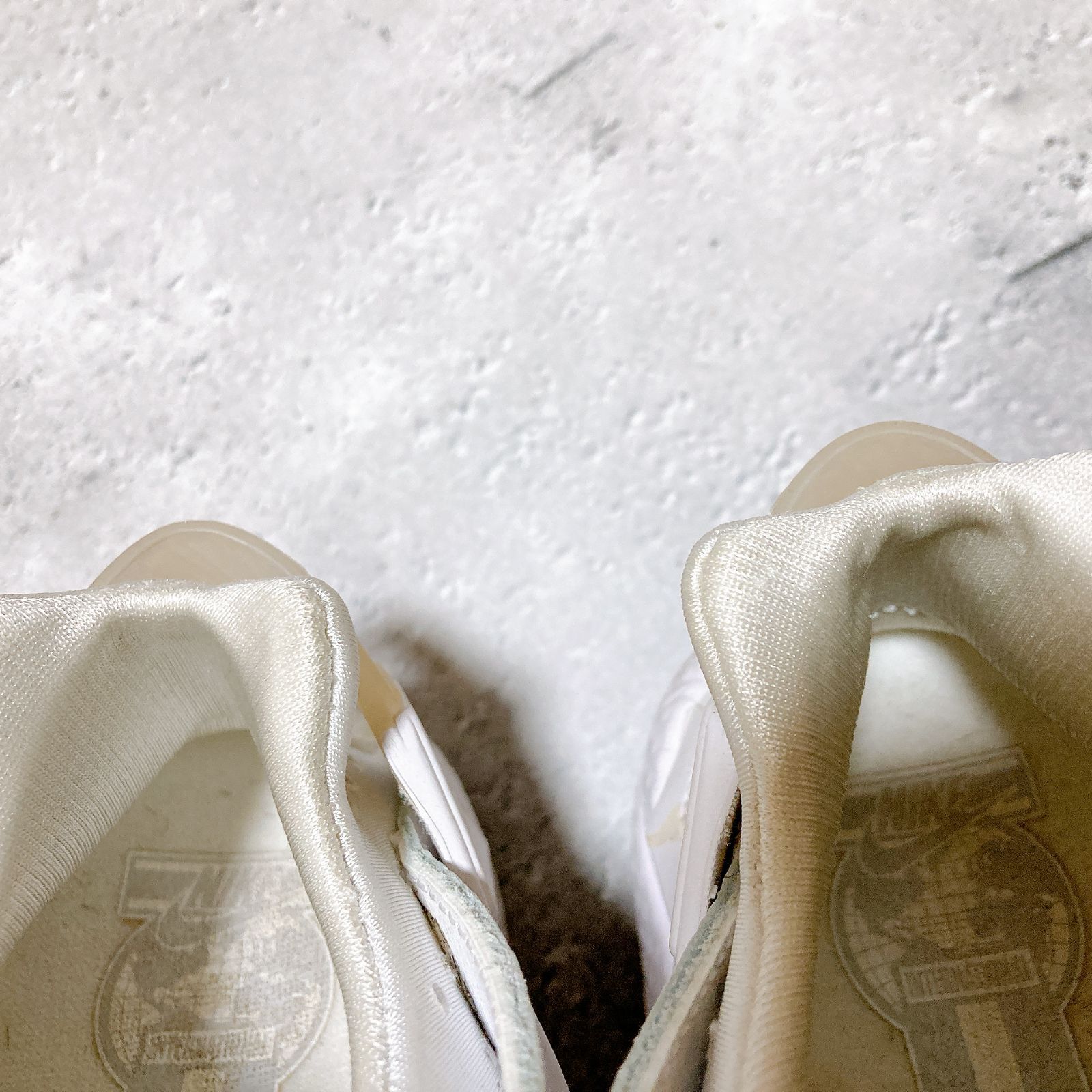定価¥15,400 ナイキ AIR HUARACHE レディース 23センチ