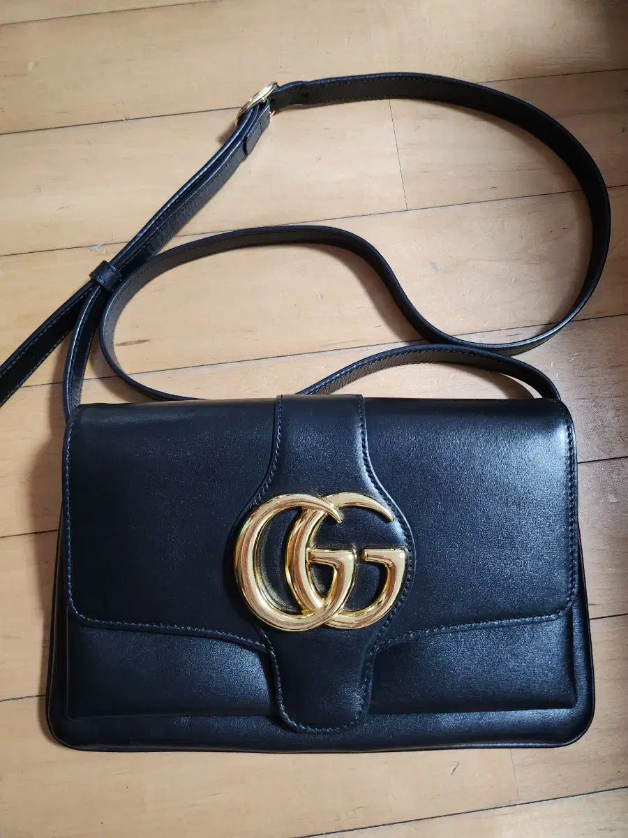 GUCCI グッチ アリバッグ クロスバッグ
