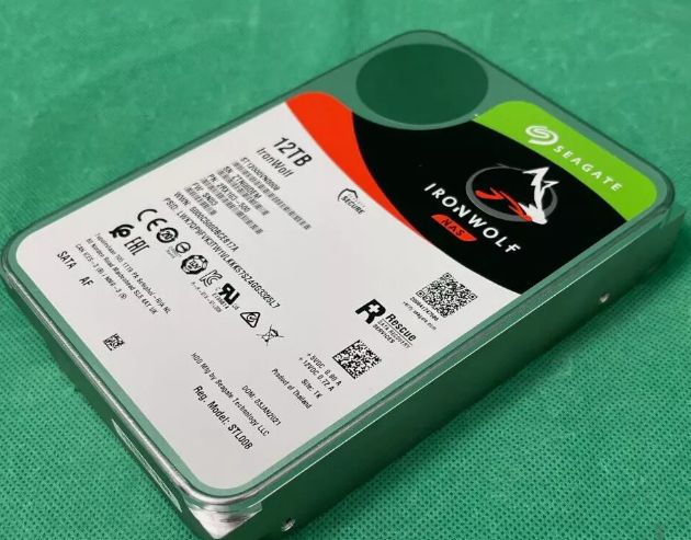 Seagate ST12000VN0008 12TB IronWolf 3.5