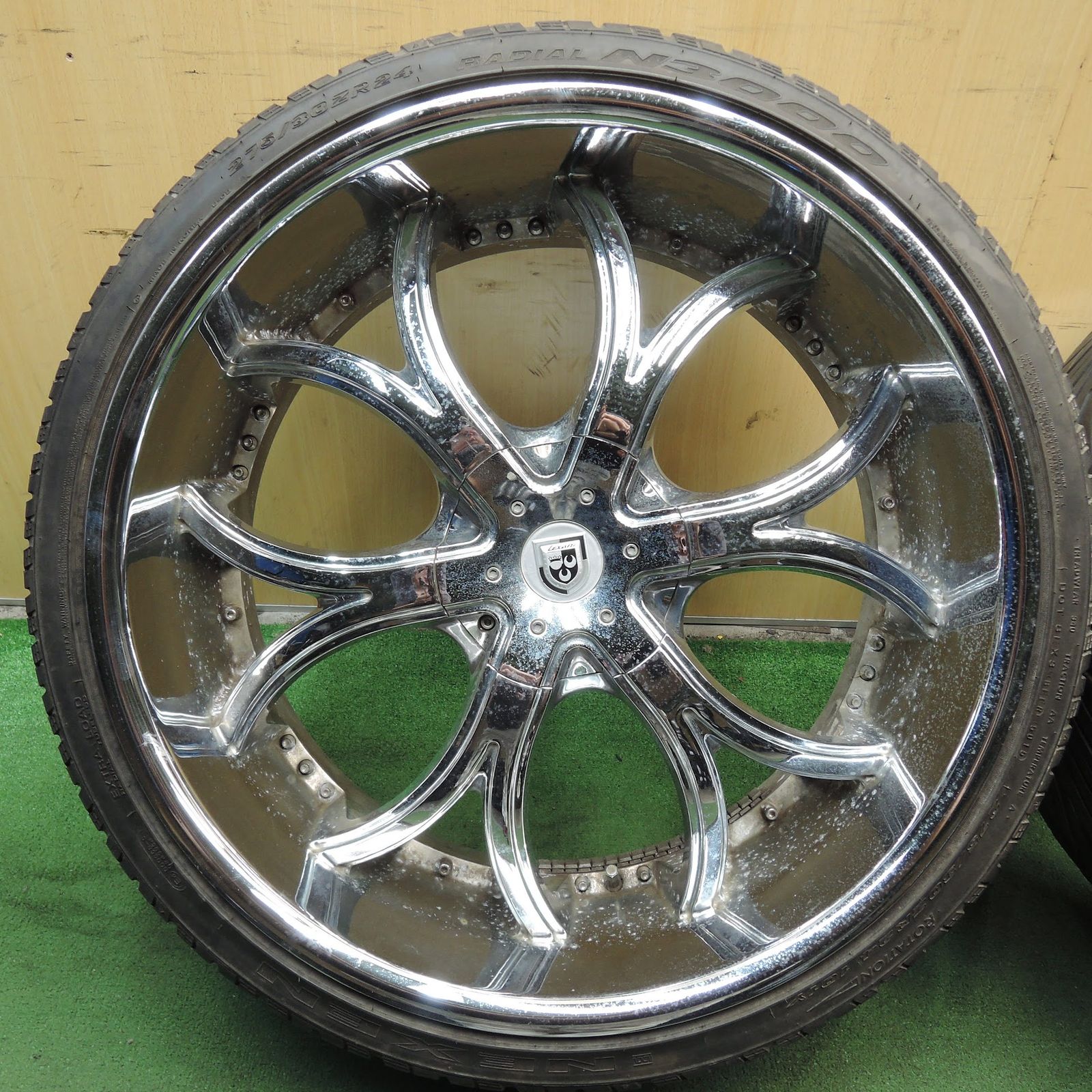送料無料]2本価格 アメ車等☆LEXANI 275/30R24 ネクセン ラジアル 