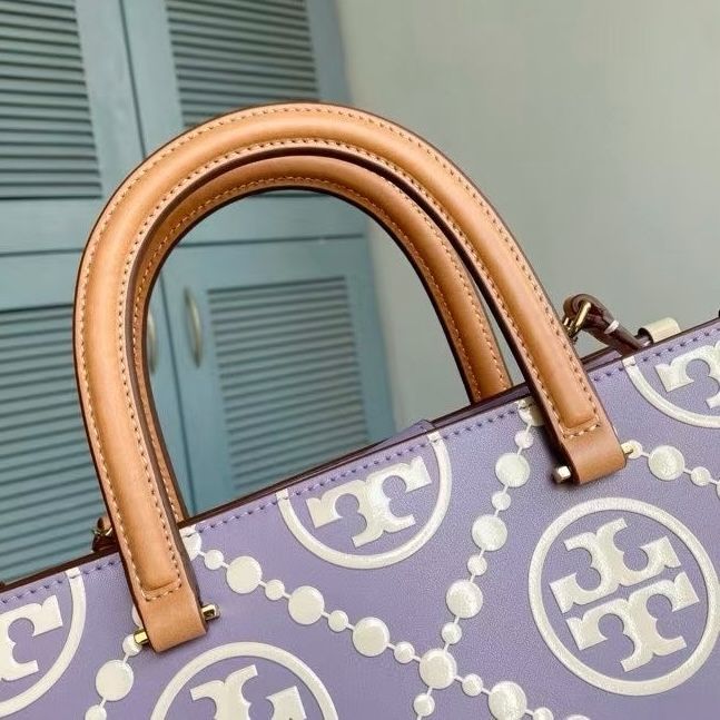 トリーバーチ Tモノグラム スモールハンドバッグ ブルー - メルカリ 