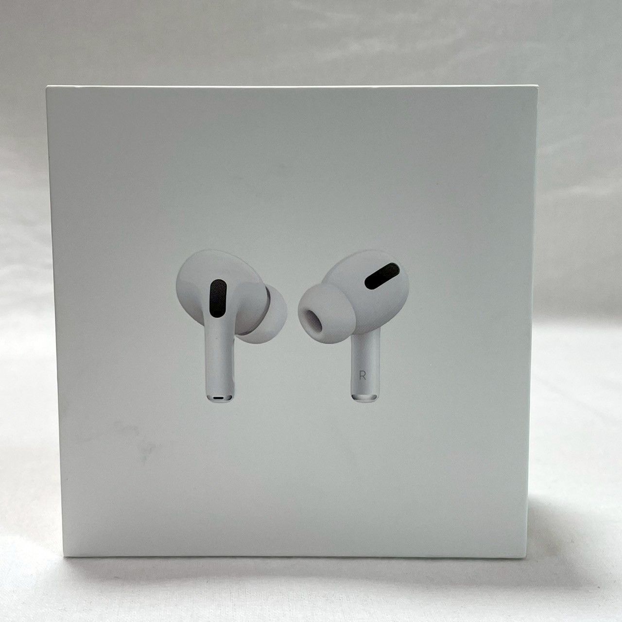 イヤホン 美品 AirPods Pro MWP22J/A ワイヤレスイヤホン 【公式通販】