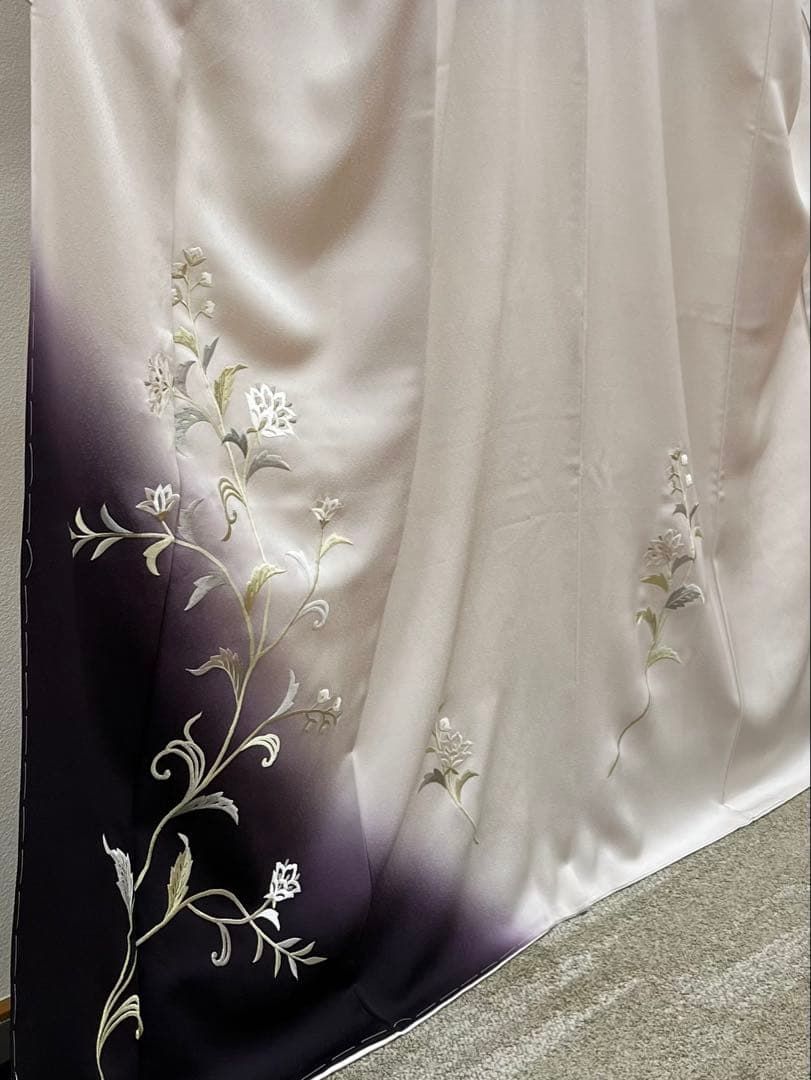 刺繍 付け下げ 訪問着 唐花 紋意匠 金糸 正絹 ガード加工済 躾糸付