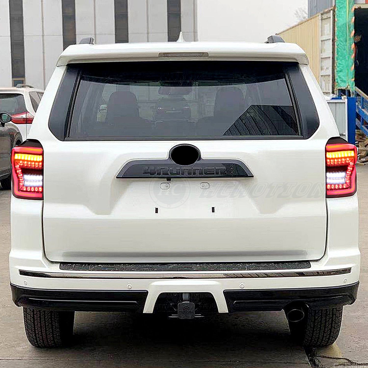 適用トヨタ 4ランナー 4Runner 10-23年モデル LED改装テールランプアセンブリ 後尾灯 10.06LYC682人気注目